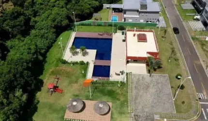Terreno em Condomínio fechado no Rio Vermelho