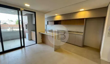 Apartamento com 3 dormitórios 1 Suíte 2 vagas, sacada com churrasqueira COMPLETO DE ARMARIOS - Curitiba PR