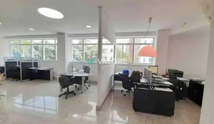 Sala à venda no Lourdes
