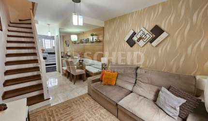 Casa em condomínio, dois dormitórios, duas vagas, Jardim marajoara