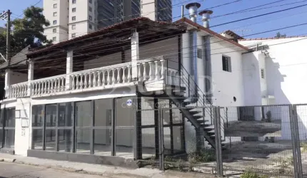 Prédio comercial na chacara santo Antônio com 08 vagas de garagem.