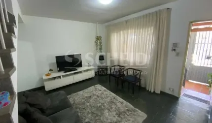 Sobrado com 2 quartos para venda.