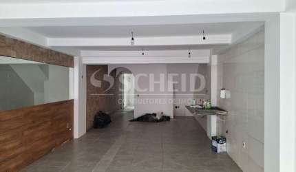 Casa comercial vila mascote salão nível rua porta de aço e salão parte superior