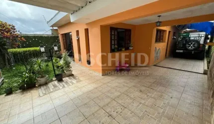 CASA TÉRREA NO CAMPO GRANDE - PRÓXIMO AO JARDIM MARAJOARA - 3 DORMS - 1 SUÍTE - CLOSET -  5 VAGAS