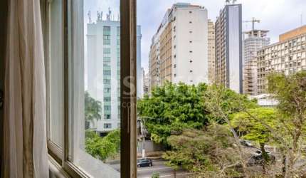Apartamento de 105m² - 3 dormitórios  com 1 vaga - Jardins!