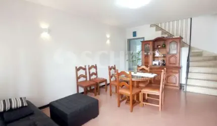 Sobrado de 205m² com 3 quartos e 2 vagas à venda na Vila Alexandria - SP