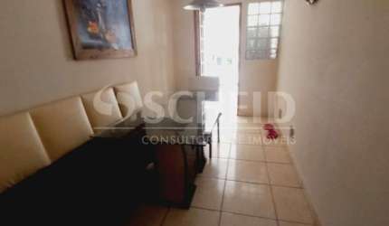 02 moradias em condomínio
