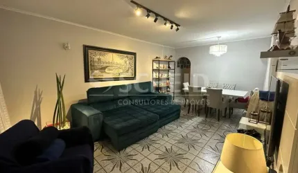 Sobrado a venda 219,59m² útil, na 4 quartos e 2 vagas, na Vila Santa Catarina.