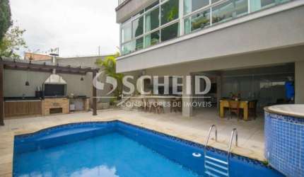Casa no Morumbi a venda com 5 quartos