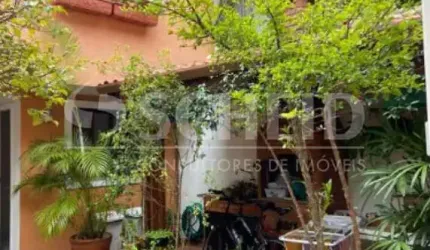 Casa a venda em condomínio com 3 quartos e 2 vagas no Alto da Boa Vista