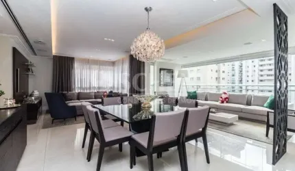 Apartamento a venda no Campo Belo com 220m²