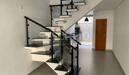 Casa á venda 100m 3 quartos sendo 3 suites 2 vagas proximo ao Aeroporto de Congonhas