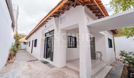Casa tipo para venda com 3 quartos, 360m² na Chácara Monte Alegre