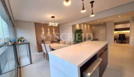 Apartamento a venda no Jd Prudência com 150m, 4 quartos sendo 2 suítes e 2 vagas.