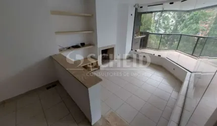 Apartamento à Venda no Morumbi, 97m², 2 quartos, living com lareira, varanda, churrasqueira, 3 vagas
