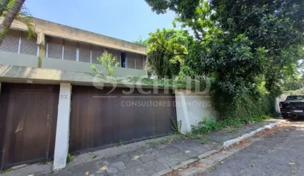 Oportunidade Imperdível ? Terreno com Casa Antiga na Rua Fechada na Vila de Santo Amaro