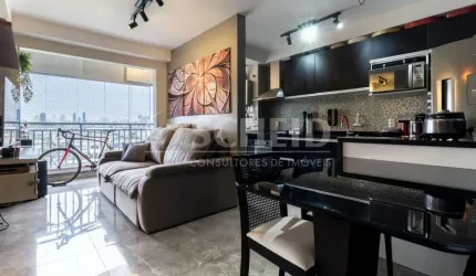 Apartamento à venda com 03 quartos, reformado no Ipiranga
