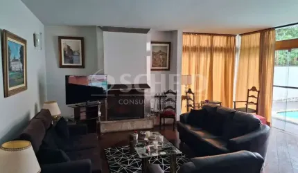 Casa à venda no Alto da Boa Vista com 4 suítes, piscina, sauna, churrasqueira, salão de festas