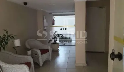 Apartamento com 42 m2, sem vaga, à venda em Moema