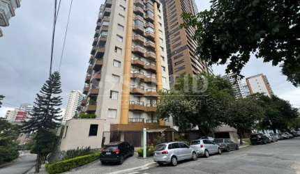 APARTAMENTO EM ANDAR ALTO NO CAMPO BELO