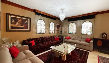Casa a venda com 4 suites e 4 vagas no Alto da Boa Vista.