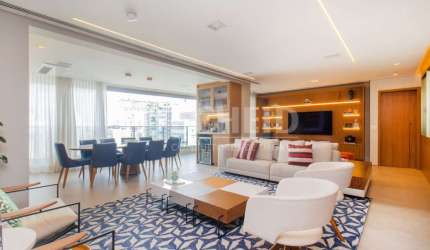 Apartamento à venda no Habitarte Brooklin, 189m² 3 suítes 3 vagas Mobiliado!