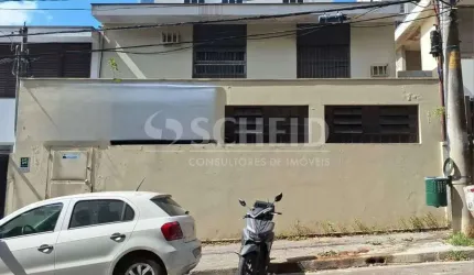 Casa à Venda na Chácara Santo Antônio com 303m², 4 salas e 4 banheiros