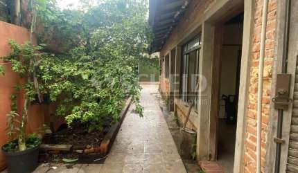 Casa a venda de 110,00m² útil, com 2 quartos e 2 vagas, em Moema.