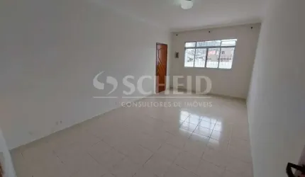 Casa para Locação em Interlagos, 150m², 3 Dormitórios, Sendo 1 suíte, Sala Ampla, Quintal e 1 Vaga