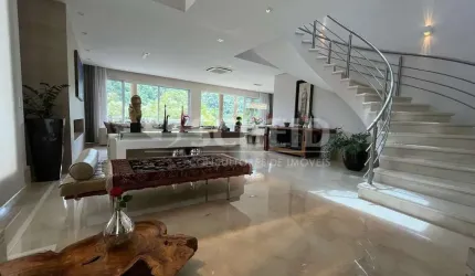 Casa de Luxo à Venda em Alphaville com 05 suítes e 05 vagas