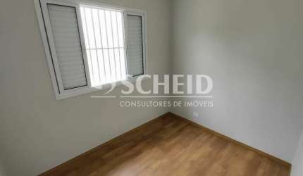 Casa no Jardim Marajoara, 3 quartos, sendo 1 suite, salas estar jantar, cozinha, edicula e 2 vagas.