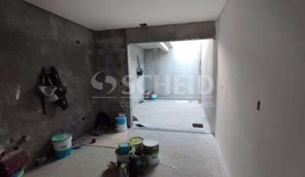 Sobrado a venda com 2 suites e 2 vagas na Vila Marari.