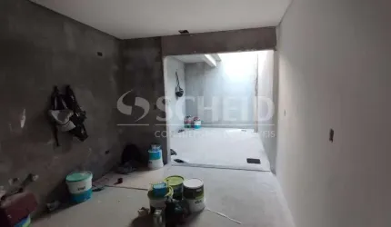 Sobrado a venda com 2 suites e 2 vagas na Vila Marari.