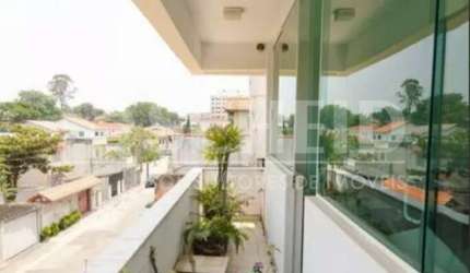 Casa com 4 suítes a venda no Jardim Prudência.