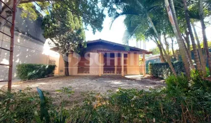 Casa à venda no Jardim Petrópolis com 779m² de terreno