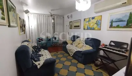 CASA DE VILA QUATRO QUARTOS UMA SUITE DUAS GARAGENS. OPORTUNIDADE !!!