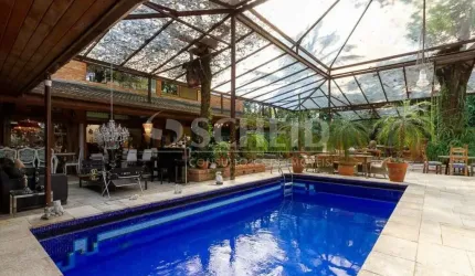 Casa de Alto Padrão na Granja Julieta 900m² com 6 suítes, academia, home theater, sala de jogos