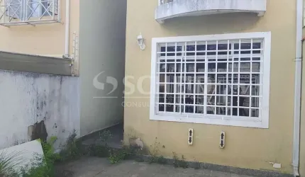 Sobrado à venda de 93,00m² útil, com 3 dormitórios com suíte  - Garagem -  na Vila Santa Catarina.