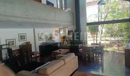 Casa para locação na região do bolsão.