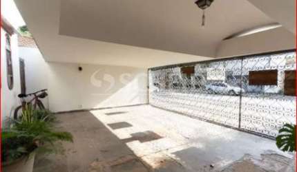 Moema Casa Residencial Espaçosa à Venda