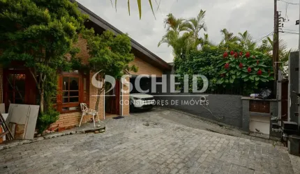 Sobrado para Locação 4 Dormitórios (1 Suíte), 5 Banheiros, 4 Vagas  Lazer Completo na Vila Marari