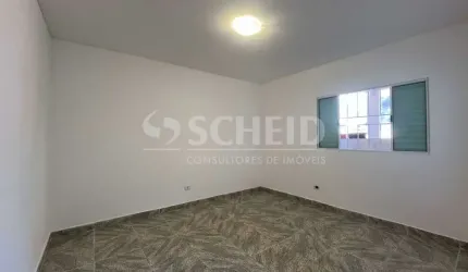 Casa para locação de 70m² útil, com 2 quartos, 1 vaga - Interlagos