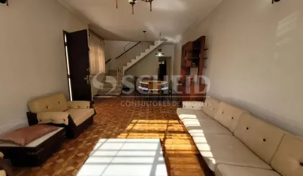 Venda de sobrado em excelente localização