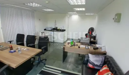 Sala Comercial excelente localização, próximo a estação Borba Gato!