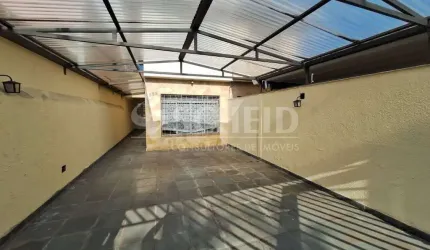 Sobrado comercial para alugar 125,00m² útil, com 3 quartos na Vila Alexandria.
