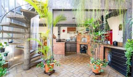 Sobrado para venda com 3 quartos, sendo 1 suíte, 173m²