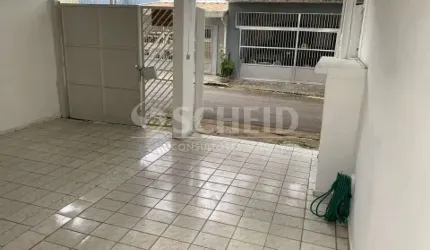 Casa 65m² no Jardim Marajoara, com 2 quartos e 1 casa nos fundos.