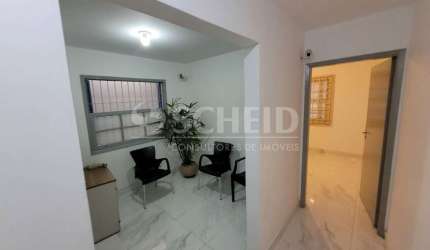 Sala de 14m2, com recepção e banheiro em ótima localização no Jardim Marajoara