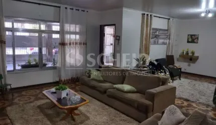 Casa no Campo Grande 274m2 de área útil, com 4 dormitórios, sala, cozinha ampla, edícula e 4 vagas.