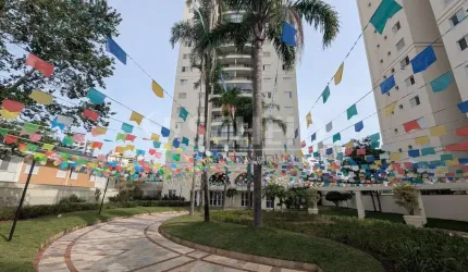 Apto 82 m² 2 dormitórios com sacada!